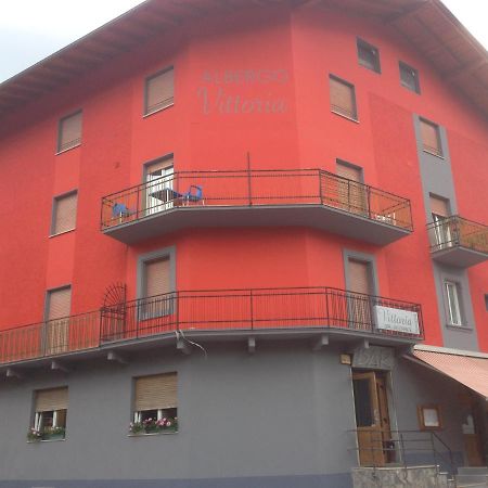 Albergo Vittoria Tiarno di Sopra Buitenkant foto