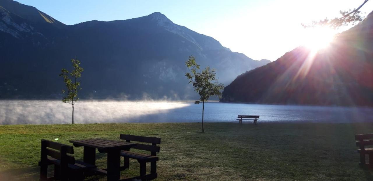 Albergo Vittoria Tiarno di Sopra Buitenkant foto
